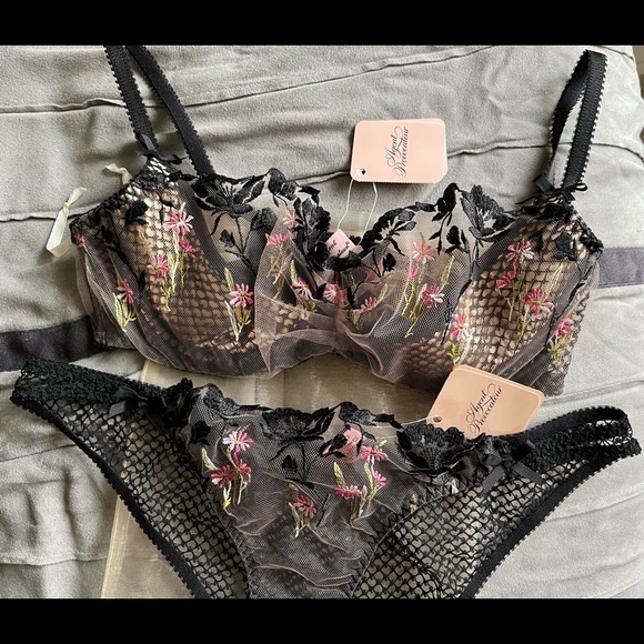 SOLD!! Agent Provocateur Yvette - Picture 1 of 5